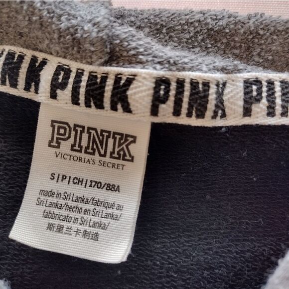 Pink hoodie  - Picture 3 of 6